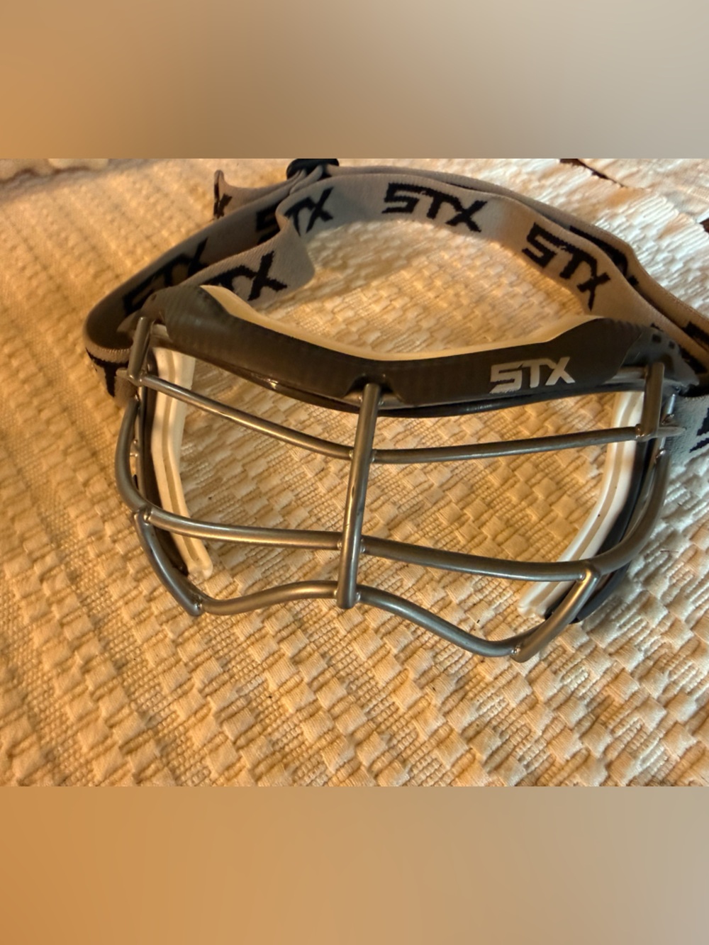 STX Focus-S Women's Gray Lacrosse Face Mask / Eye Guard